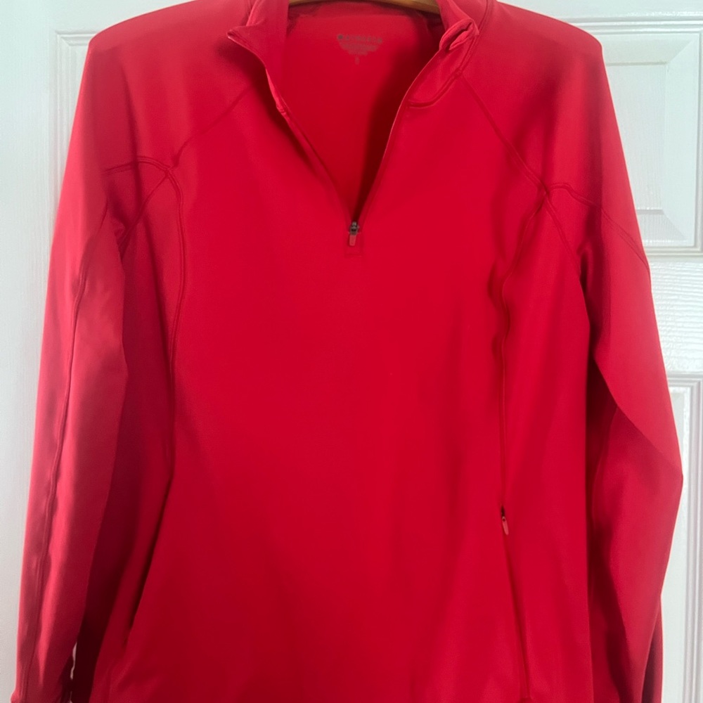 Women’s Athleta pullover